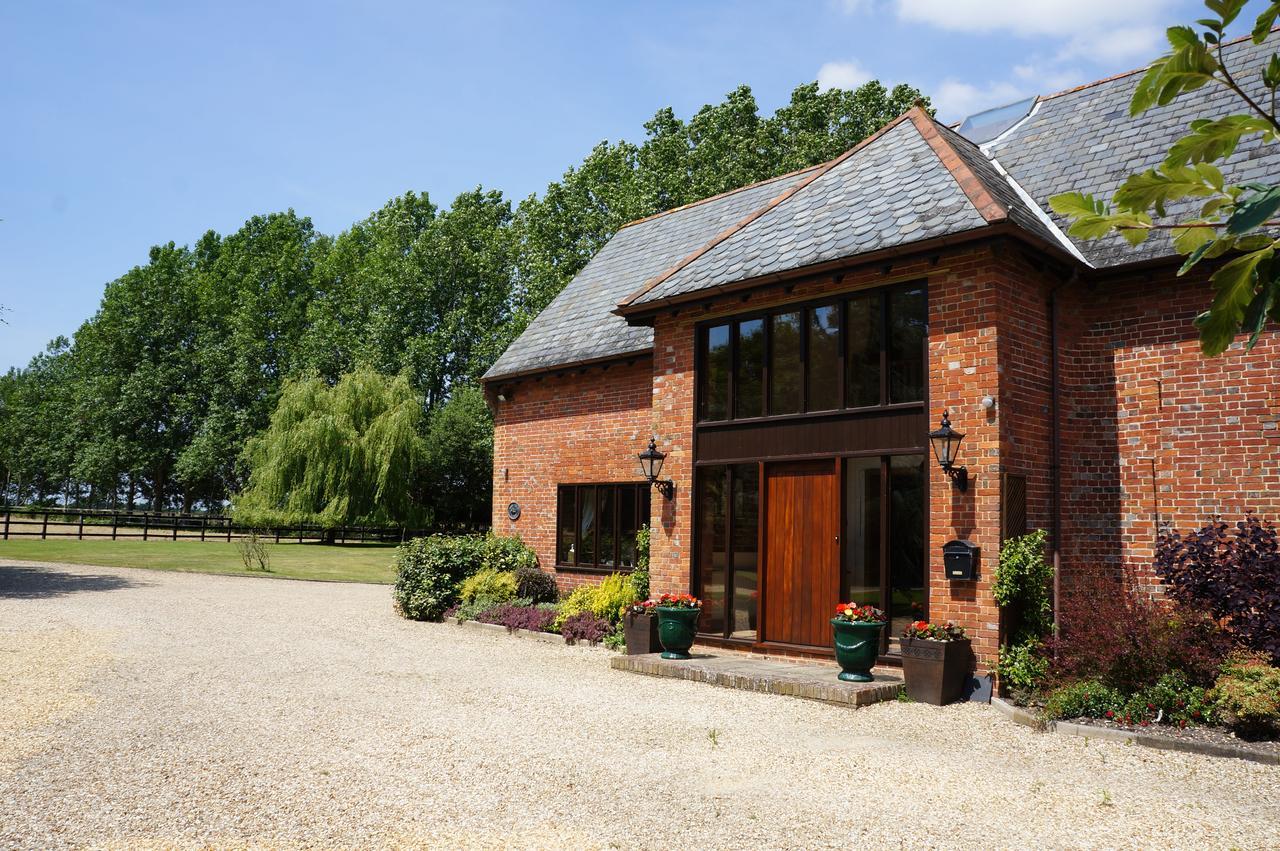 The Olde Barn Lymington Exterior foto